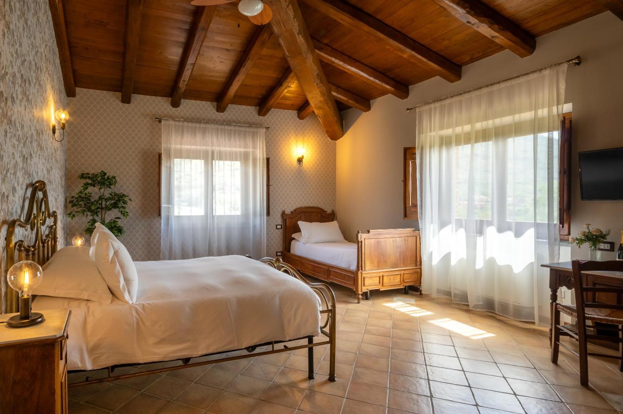 Casale Verdeluna Wine Resort Piglio 외부 사진