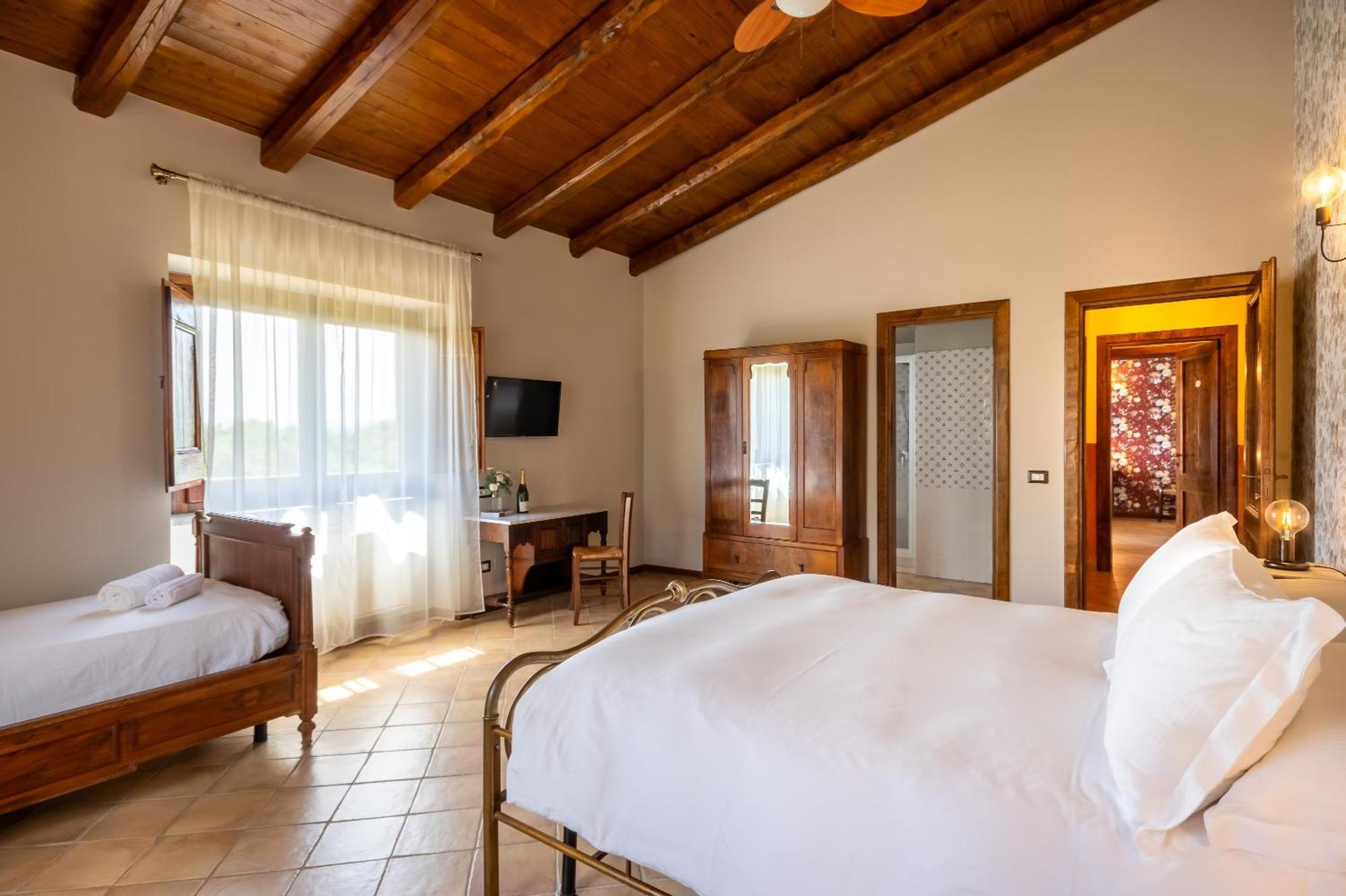 Casale Verdeluna Wine Resort Piglio 외부 사진