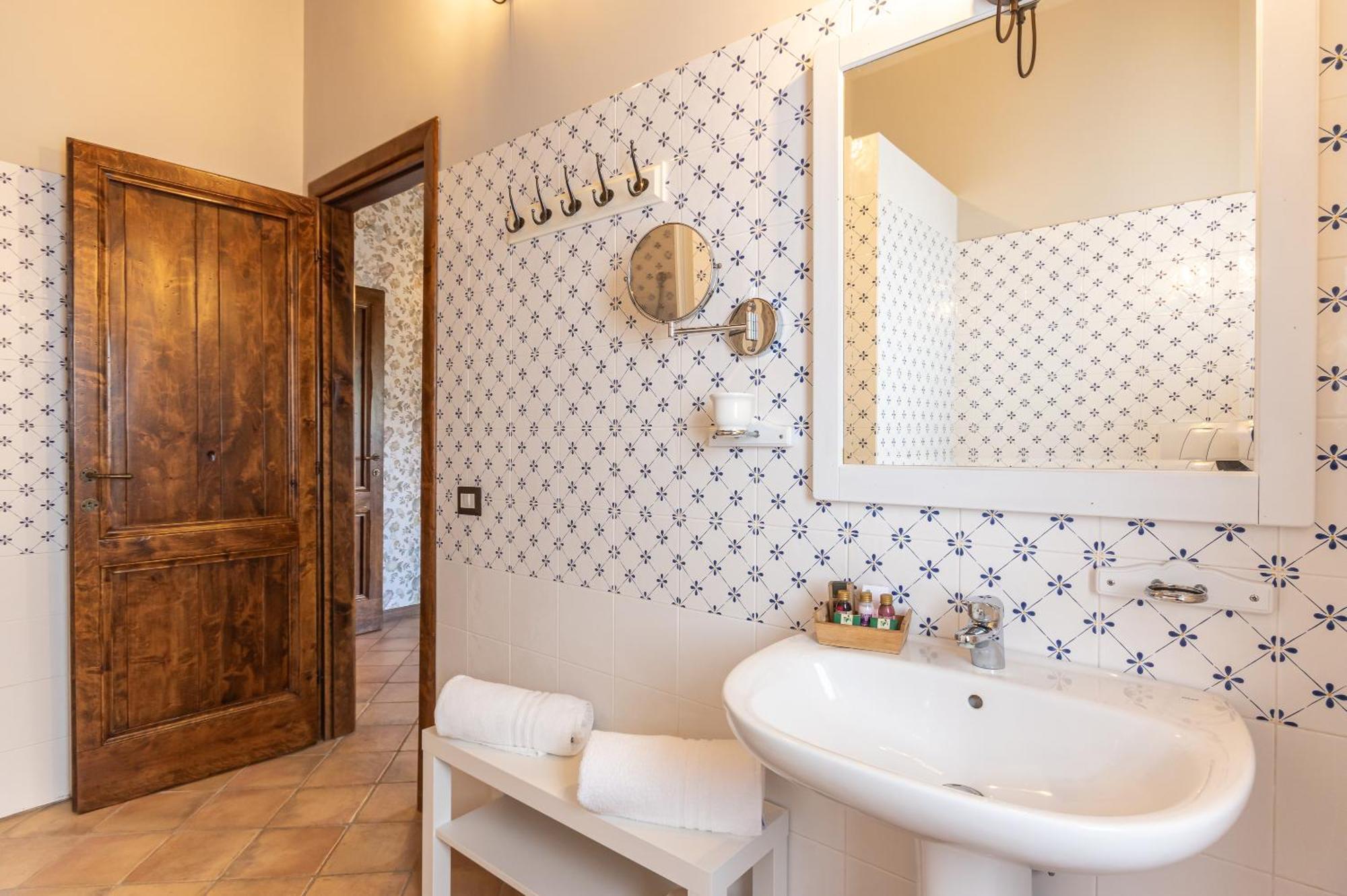 Casale Verdeluna Wine Resort Piglio 외부 사진